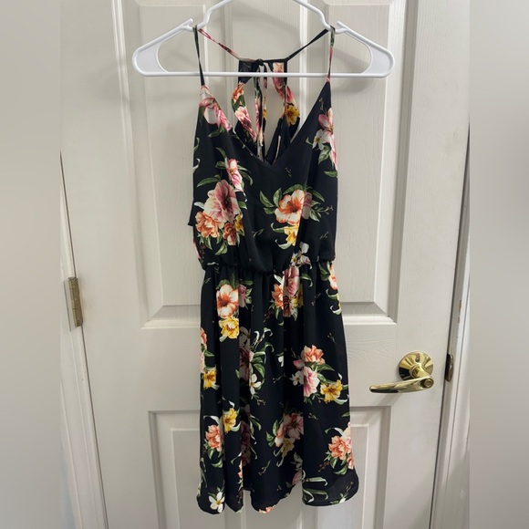Lush floral Ruffled v neck Sundress - Picture 1 of 6